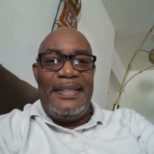 Meet your Posher, Kenneth